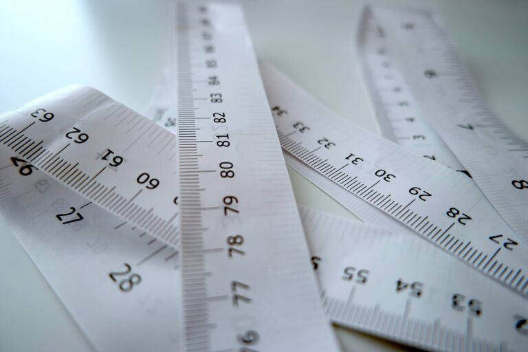 Emerging Trends in Fitness Technology: From Wearables to Virtual Classes